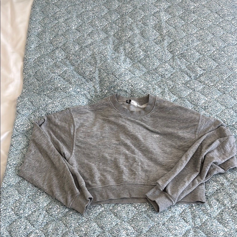 H&M Gray Women's Crew Neck Sweater